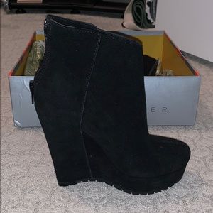 Kelsi dagger Huette wedge ankle boot black suede